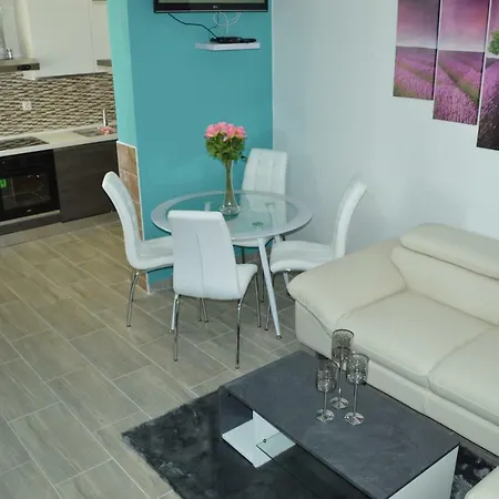 Kristal 아파트 *